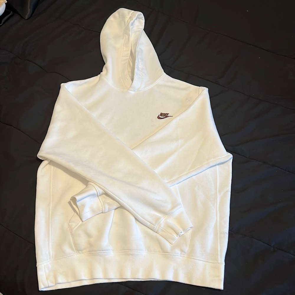 Nike hoodie size medium